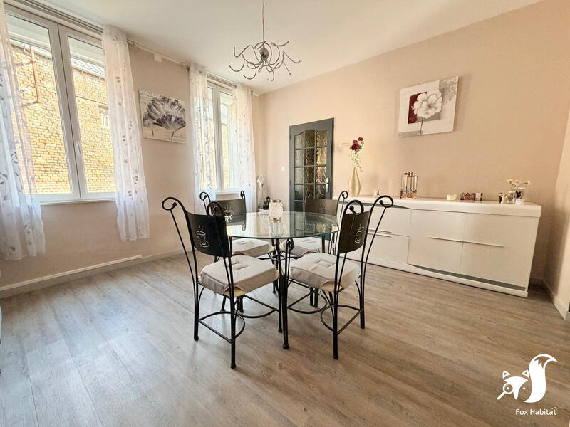 Maison - 80 m² - 4 pièces