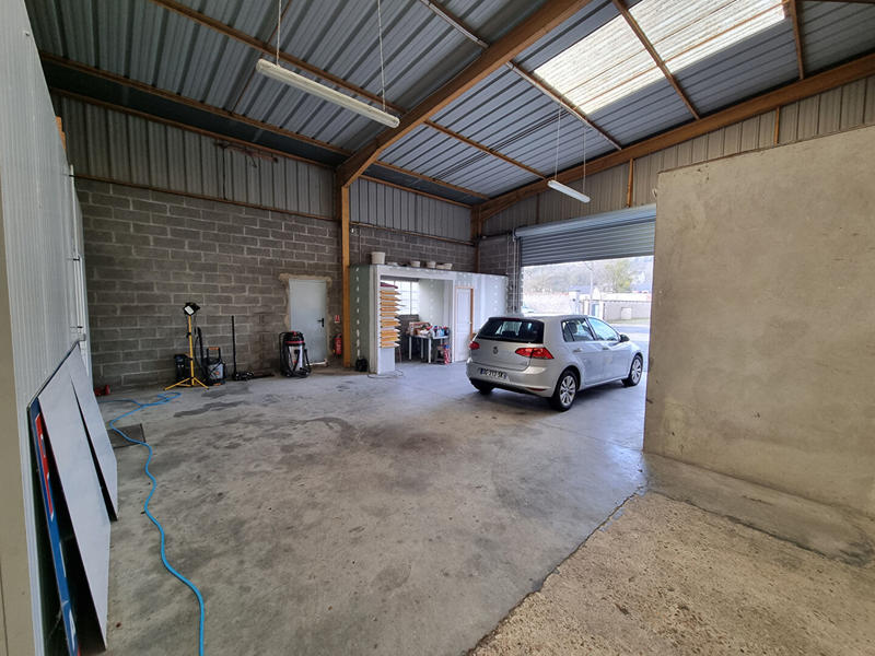 Local d'activité / Entrepôt - 280 m² - 2 pièces