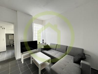 Maison - 90 m² - 6 pièces