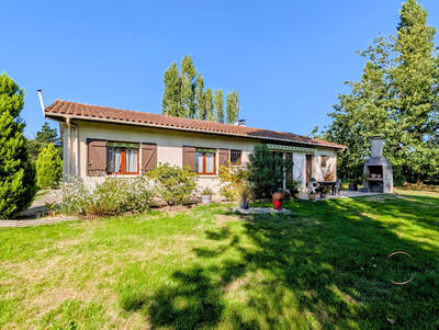 Maison - 92 m² - 4 pièces