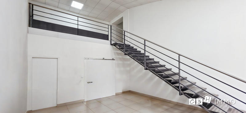 Maison - 233 m² - 6 pièces