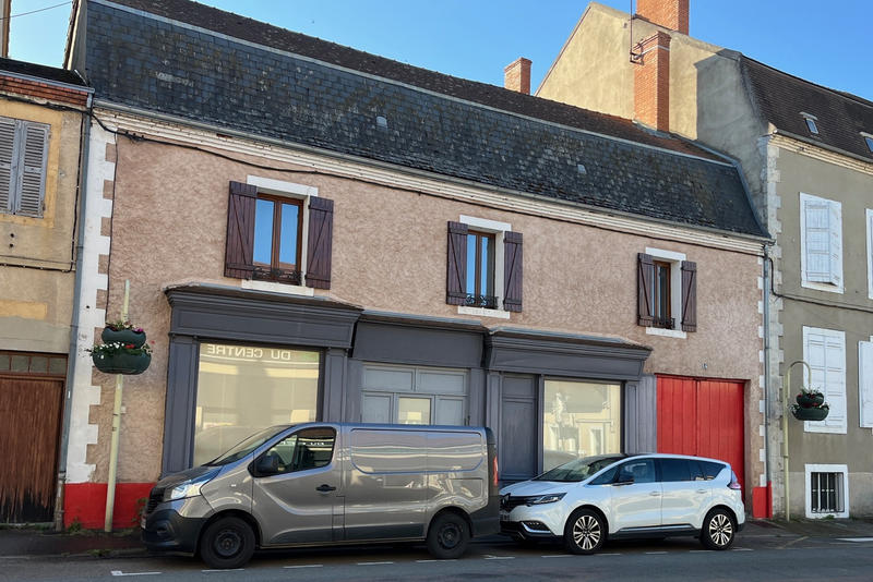 Immeuble - 197 m² - 8 pièces