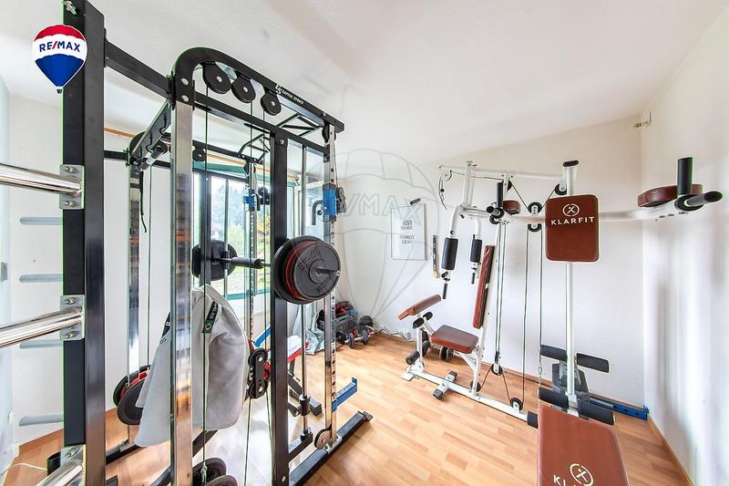 Maison - 100 m² - 6 pièces