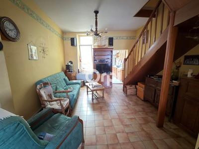 Maison - 95 m² - 4 pièces