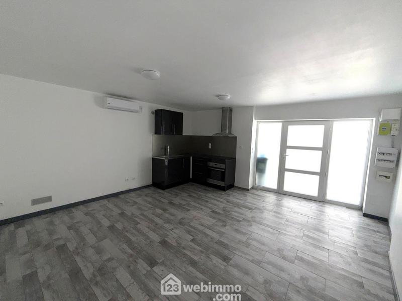 Maison de village - 105 m² - 6 pièces