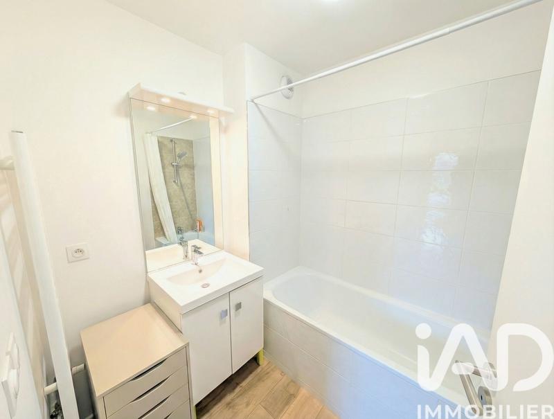 Appartement - 79 m² - 4 pièces