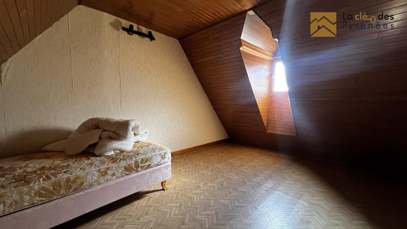 Maison traditionnelle - 180 m² - 6 pièces