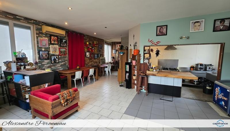 Maison - 95 m² - 4 pièces