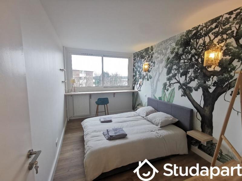 Chambre - 11 m² - 1 pièce