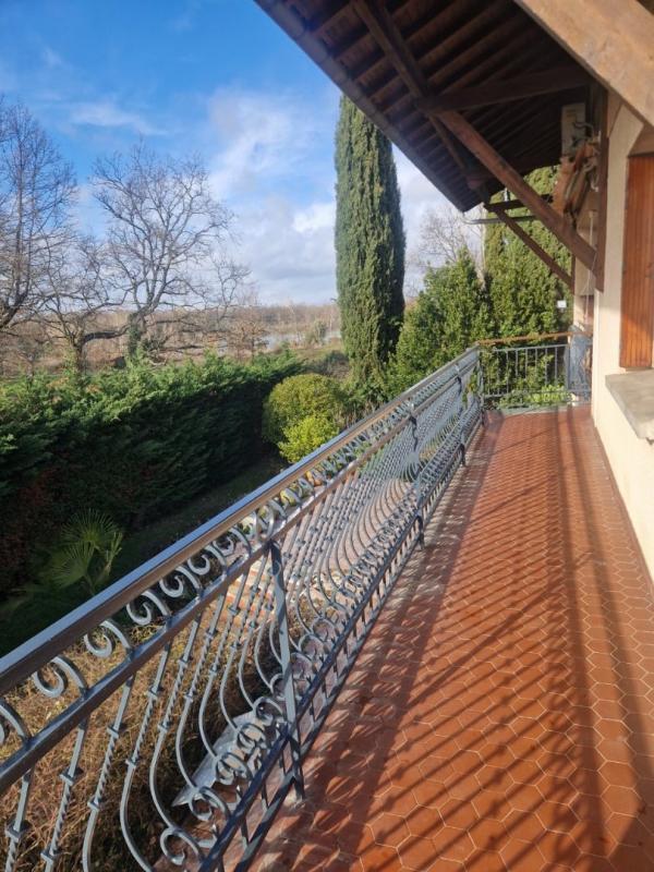 Appartement - 70 m² - 5 pièces