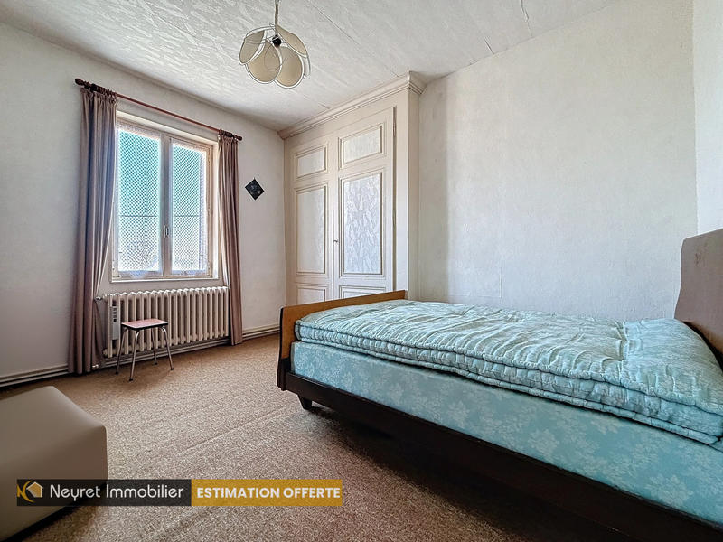 Maison - 149 m² - 7 pièces