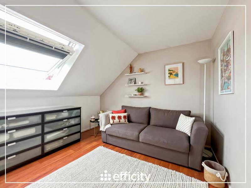 Maison - 195 m² - 8 pièces