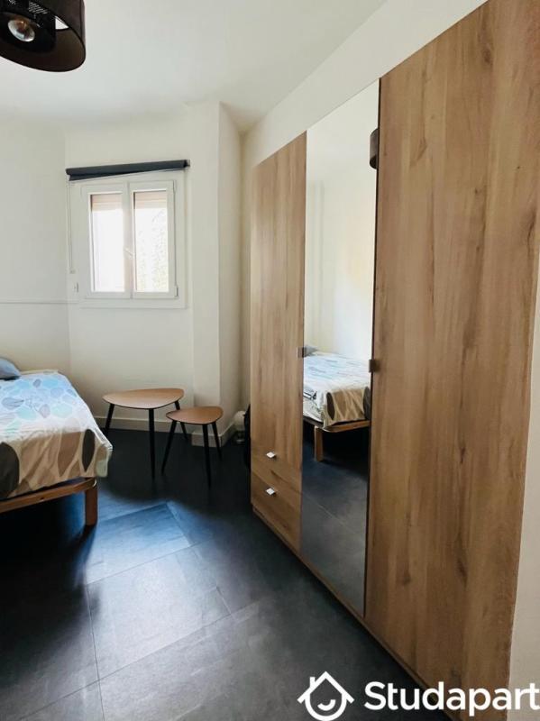 Chambre - 11 m² - 1 pièce