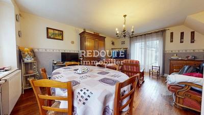 Maison de ville - 122 m² - 5 pièces