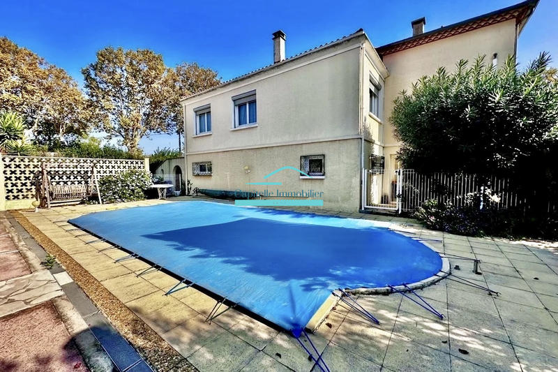 Villa - 161 m² - 6 pièces