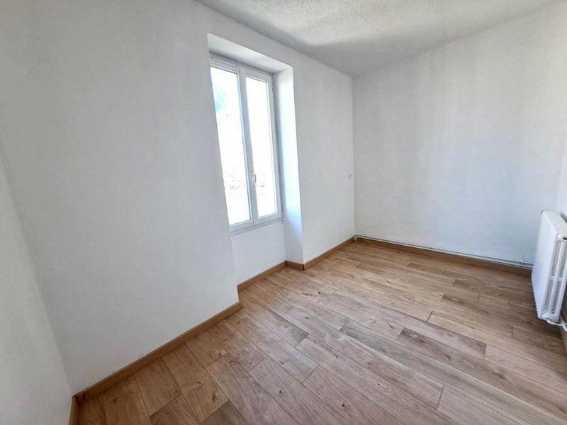 Maison - 91 m² - 5 pièces