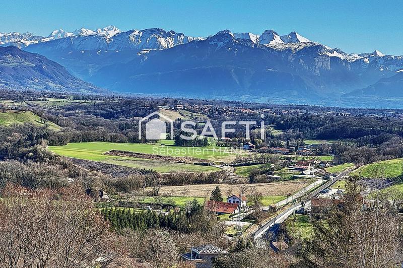 Maison - 255 m² - 7 pièces