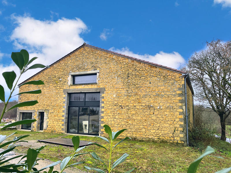 Maison - 360 m² - 7 pièces