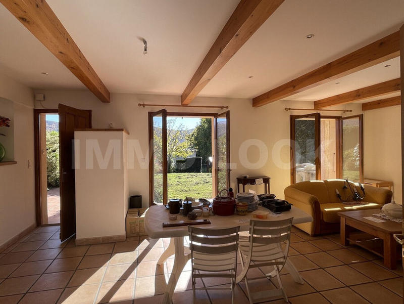 Maison - 157 m² - 6 pièces