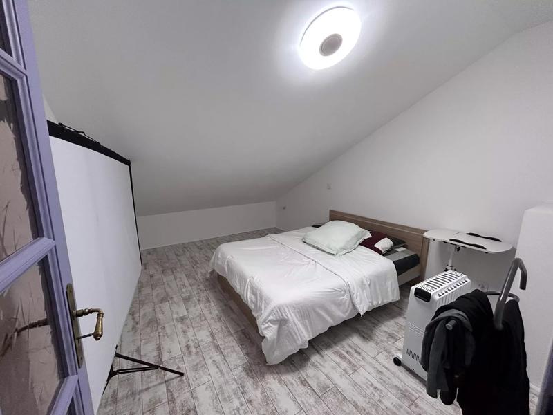 Maison - 247 m² - 7 pièces