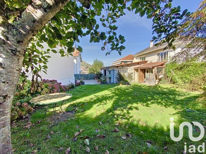 Maison de ville - 239 m² - 10 pièces