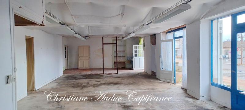 Local commercial - 168 m² - 2 pièces