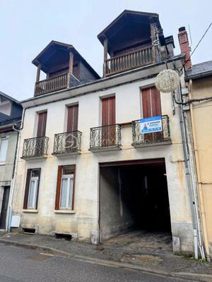 Maison de ville - 144 m² - 7 pièces