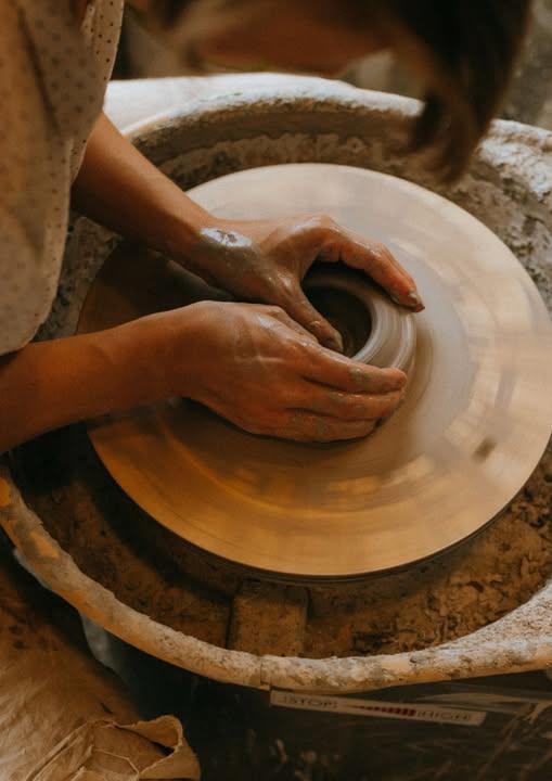 Dimanche au Musée - travail de la terre, tourne ton bol !
