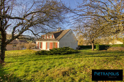 Maison traditionnelle - 139 m² - 5 pièces