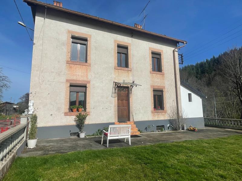 Maison - 89 m² - 5 pièces