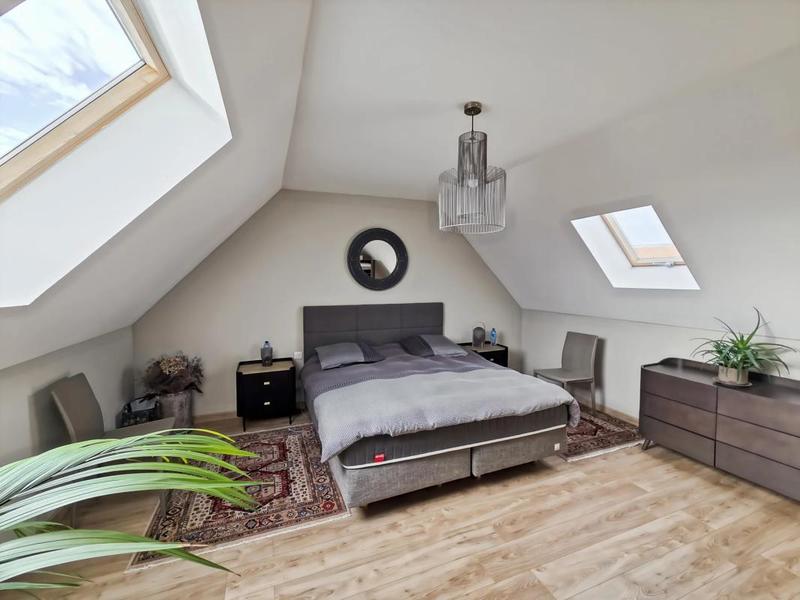 Maison - 92 m² - 4 pièces