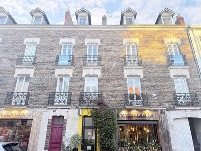 Appartement - 90 m² - 4 pièces