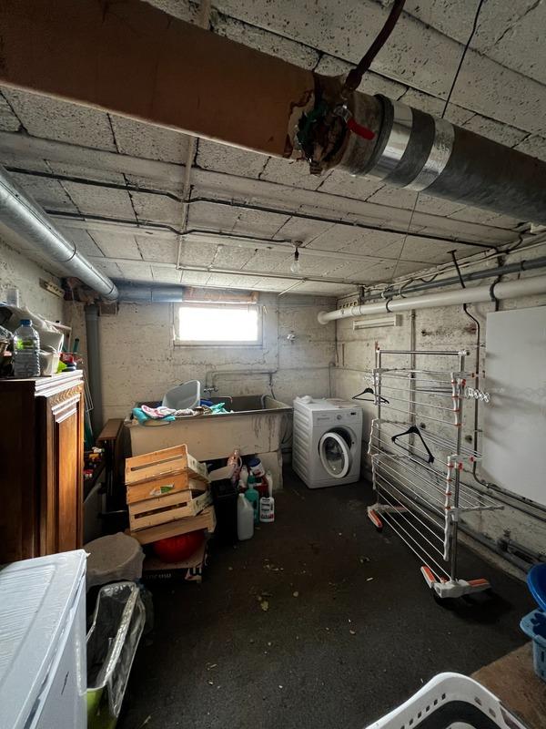 Maison - 99 m² - 5 pièces