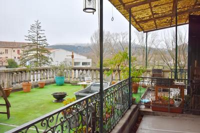 Appartement - 270 m² - 6 pièces