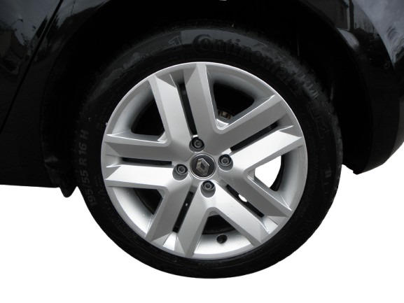 Renault Clio V 1.0 TCe 90 Ch Zen / 5