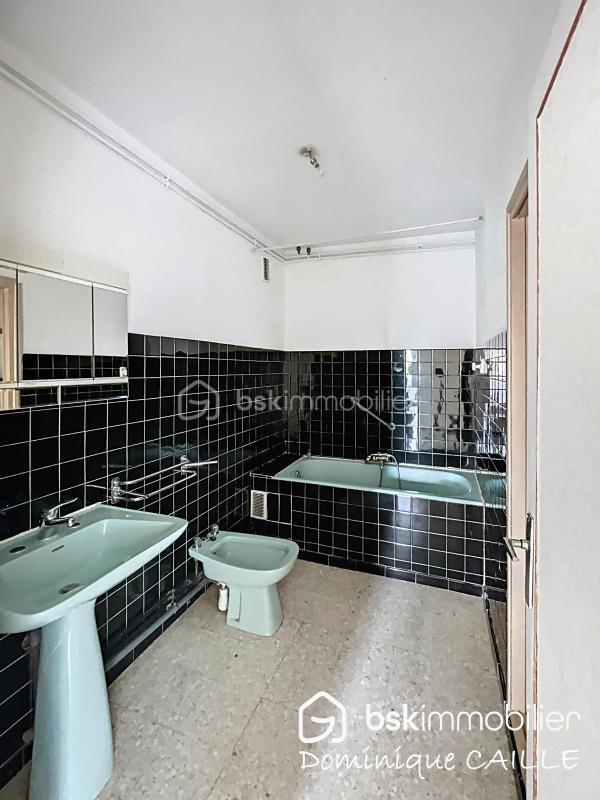 Appartement - 91 m² - 4 pièces