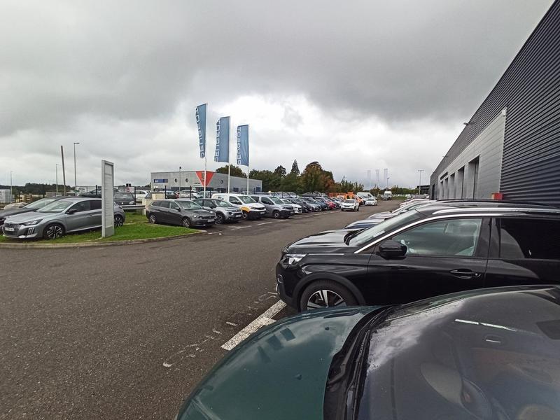 Local commercial - 4 390 m²