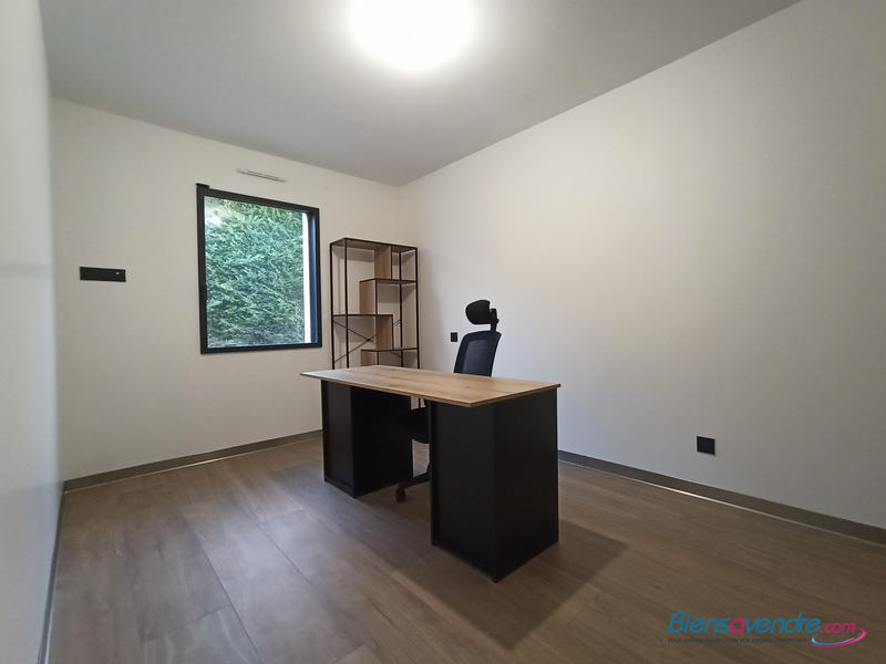 Maison contemporaine - 182 m² - 6 pièces