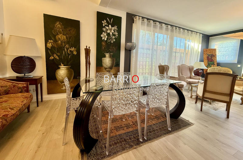 Appartement - 102 m² - 3 pièces