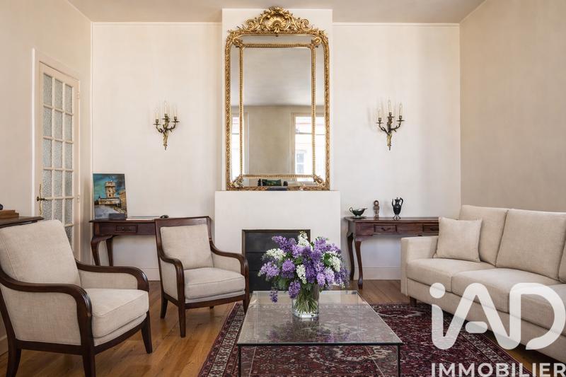 Appartement - 160 m² - 5 pièces