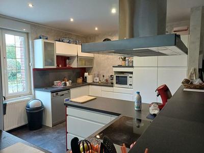 Maison - 301 m² - 13 pièces