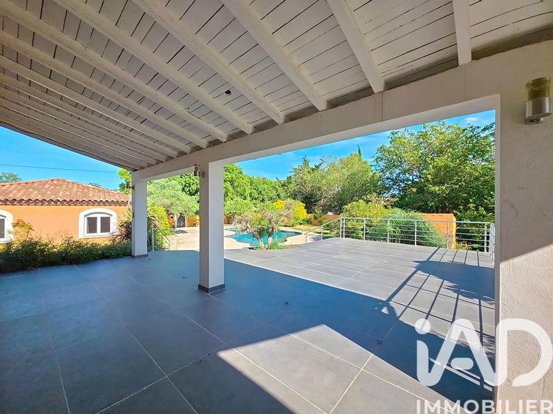 Maison - 185 m² - 5 pièces