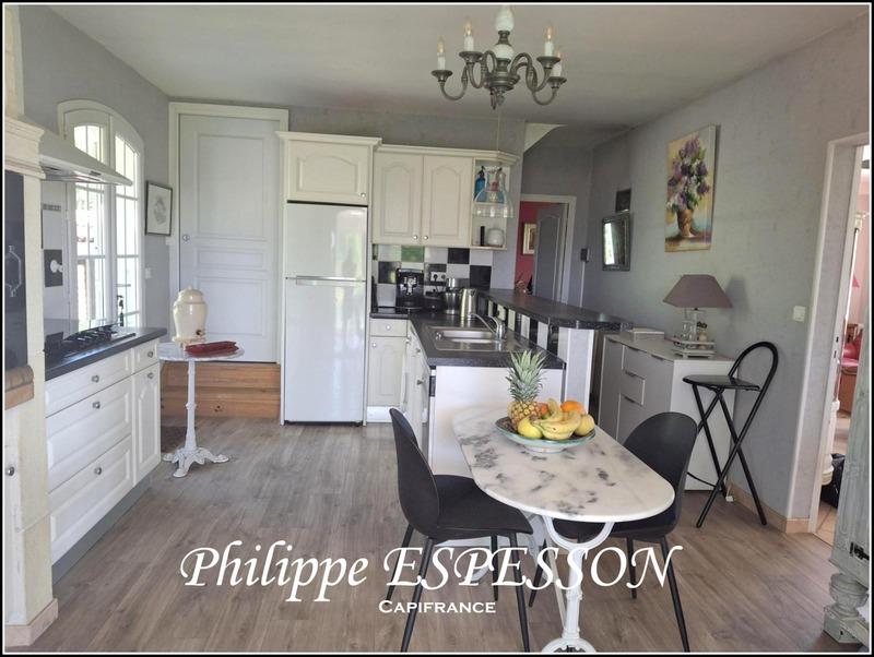 Propriété - 153 m² - 7 pièces