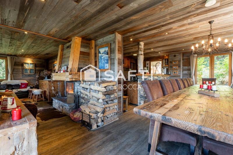 Châlet - 328 m² - 13 pièces