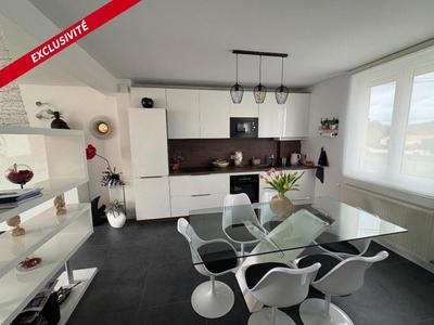 Maison de ville - 97 m² - 5 pièces