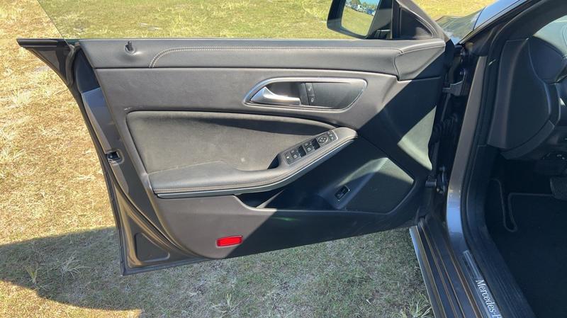 Mercedes Cla Shooting Brake Classe 220 CDi 170 7g-Dct Business Edition - Automatique