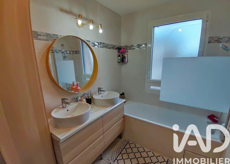 Maison de ville - 85 m² - 4 pièces