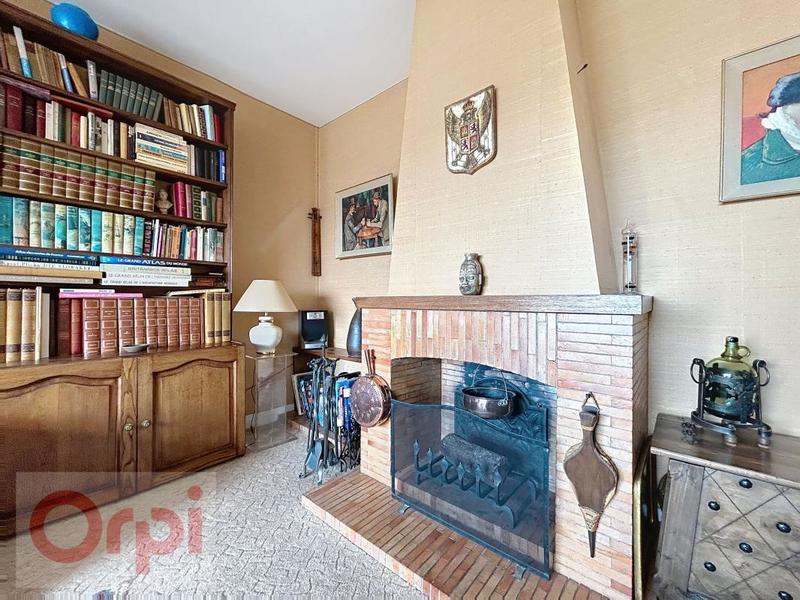 Appartement - 102 m² - 5 pièces