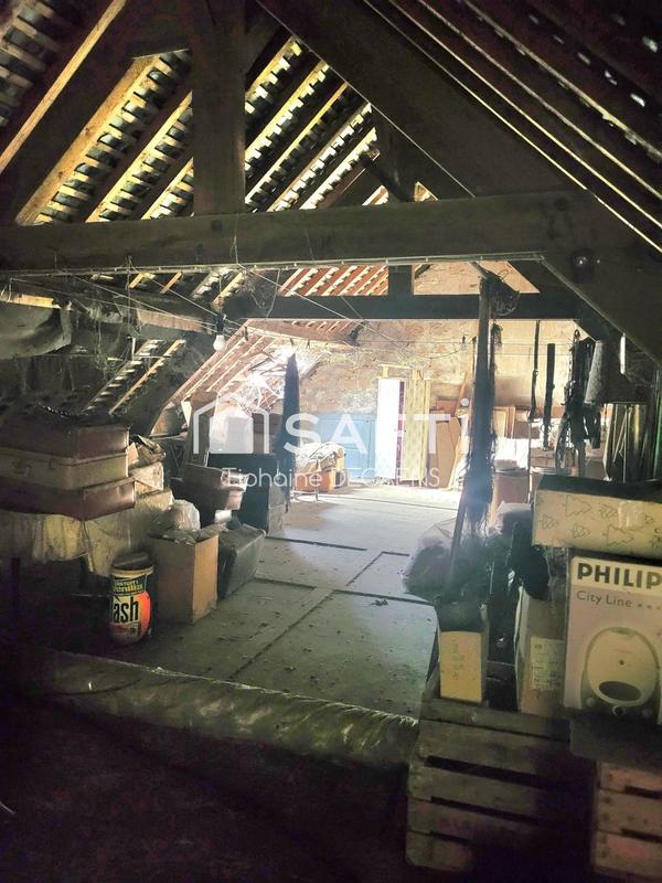 Maison - 95 m² - 4 pièces