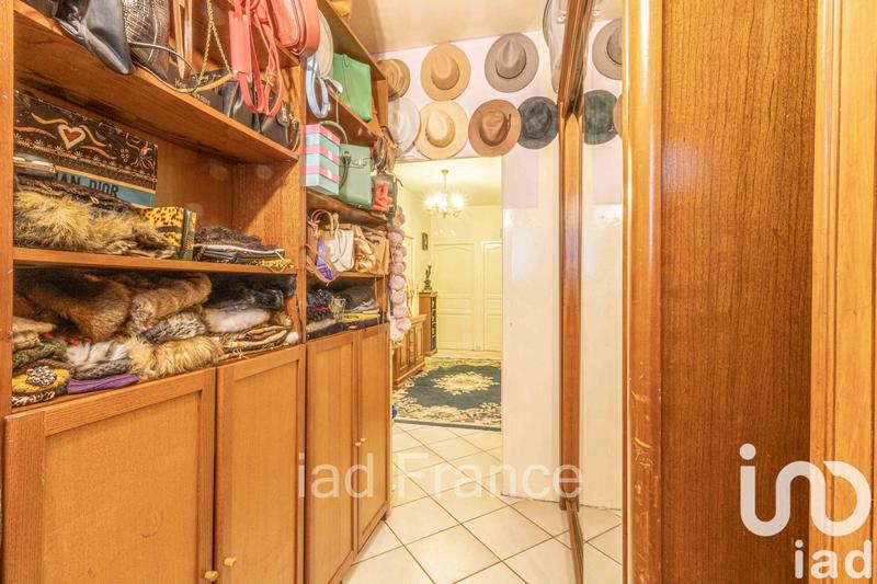 Maison de maîtres - 270 m² - 9 pièces